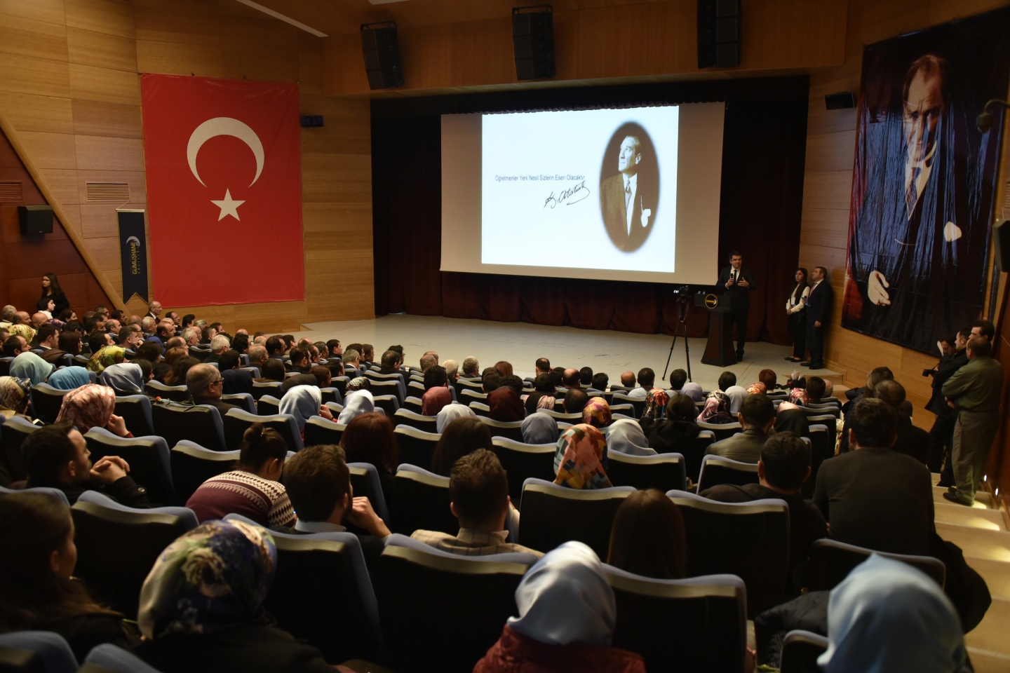 Gümüşhane’de 24 Kasım Öğretmenler Günü kutlandı 9