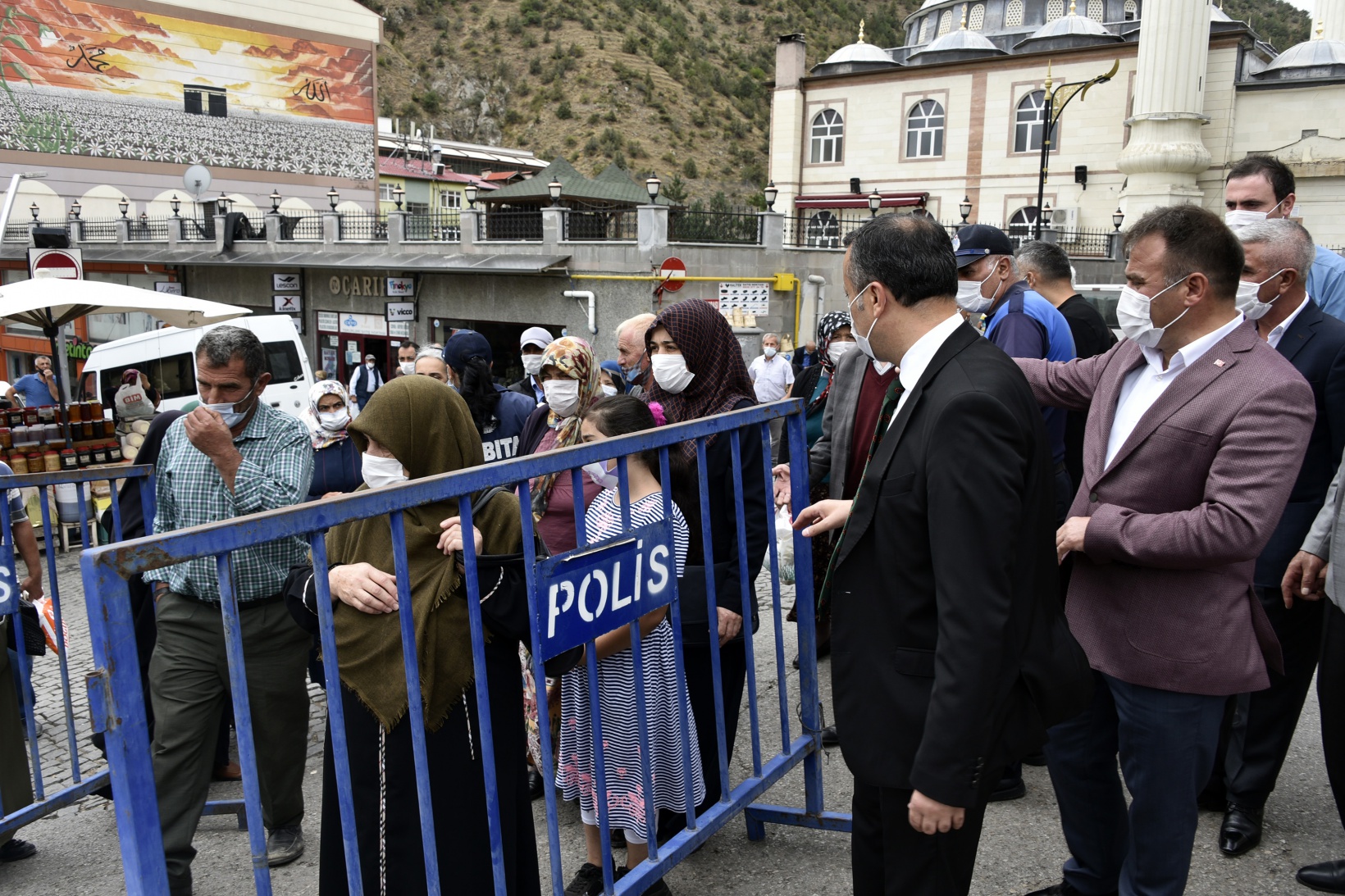 Gümüşhane’de koronavirüs denetimleri devam ediyor 14
