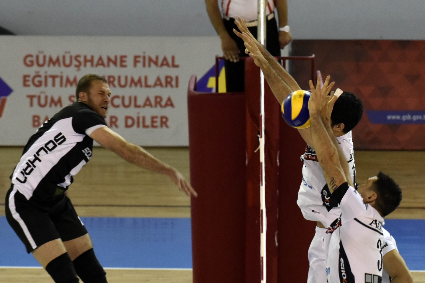 Torul ligi lider bitirdi: 3-0 9