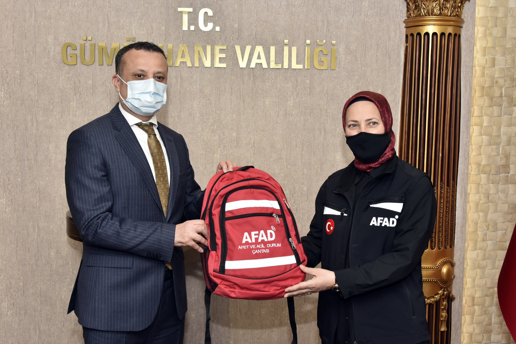 Gümüşhane’de okullara afet çantası dağıtıldı 7