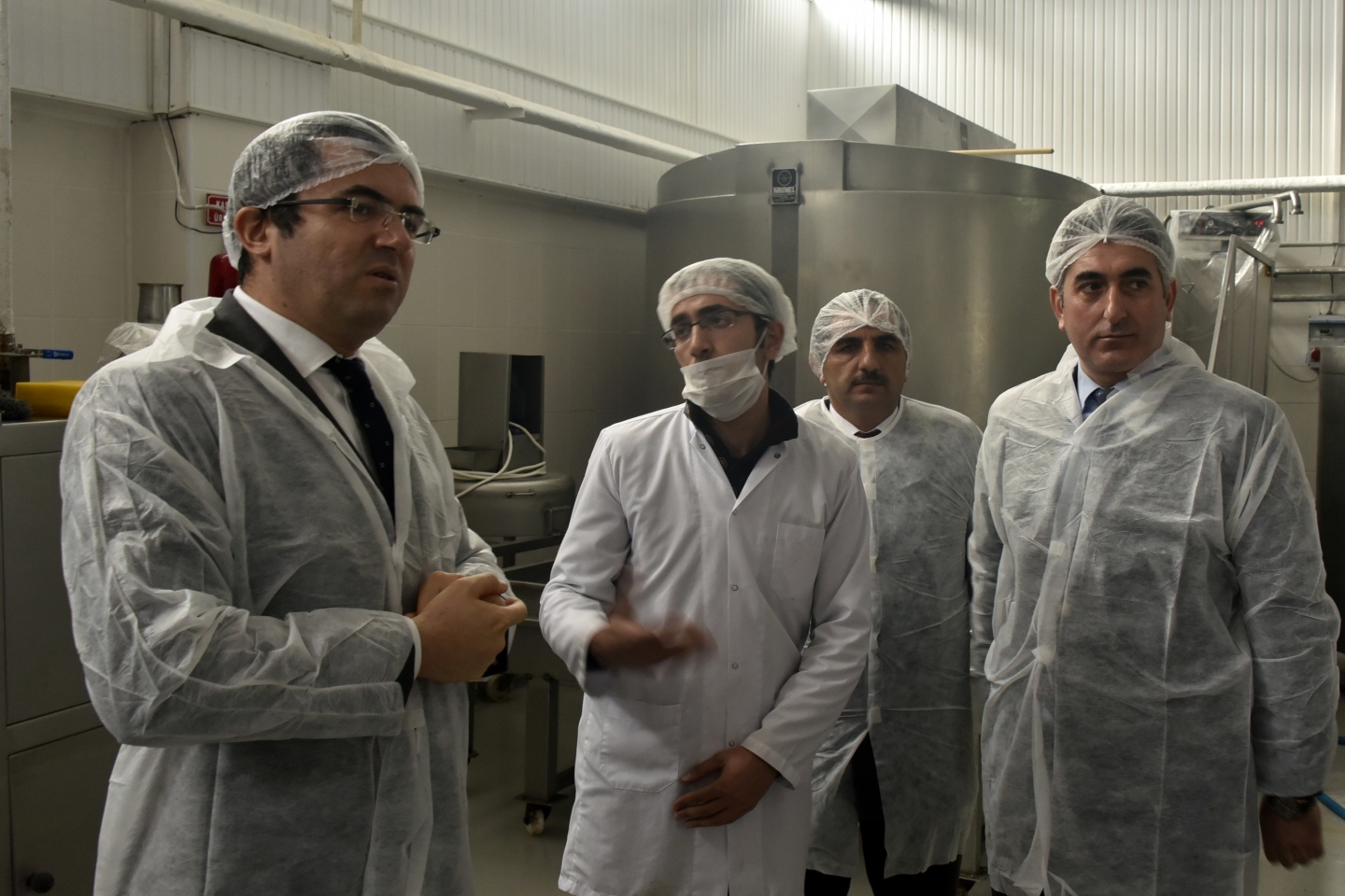 Vali Memiş, katkısız yoğurt ve peynir üretimini inceledi 2