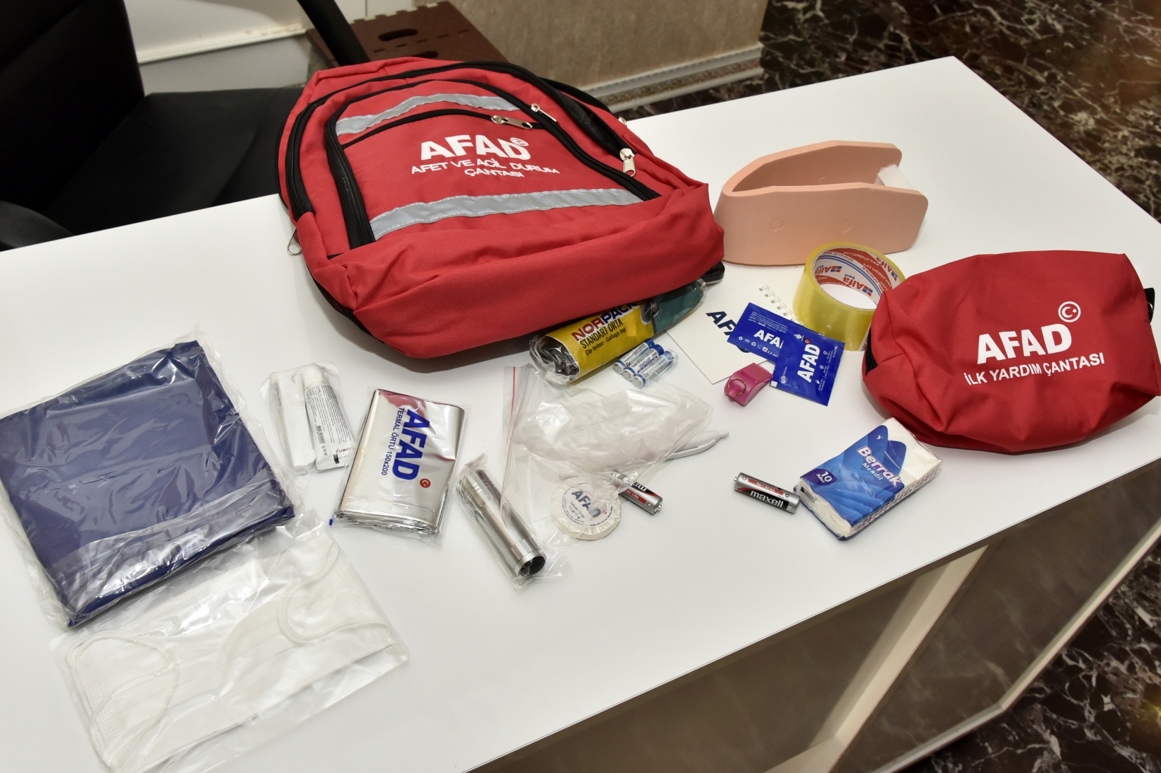 Gümüşhane’de okullara afet çantası dağıtıldı 8