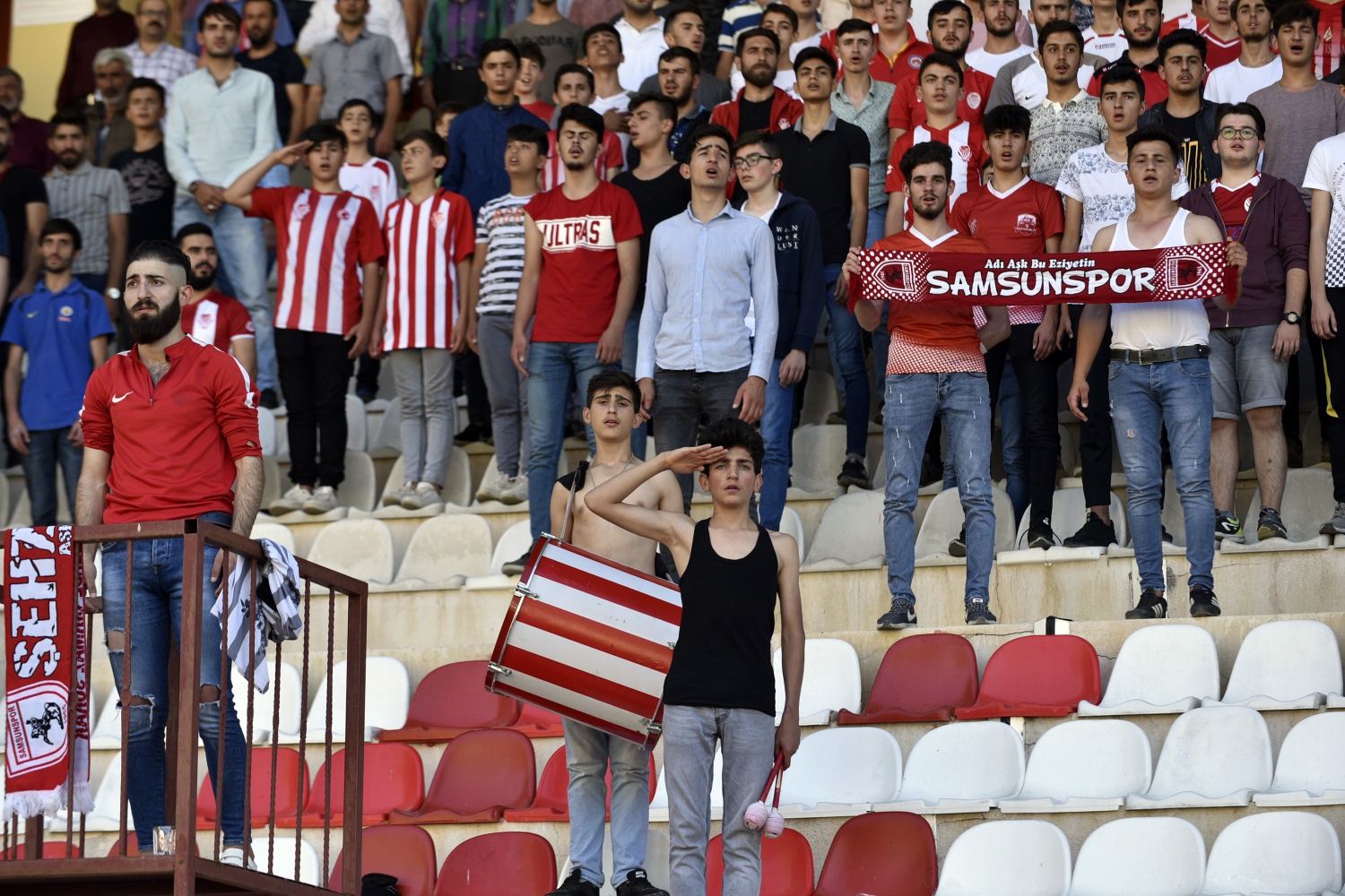 Gümüş kötü başladı: 0-2 49