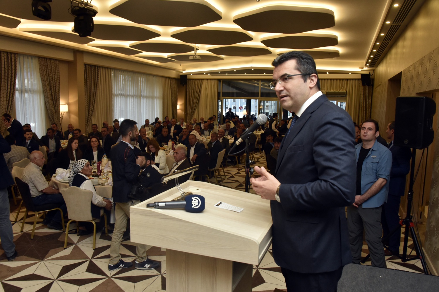 'Yıkacağız, yaptırmayacağız diyenlere inat Salyazı Havalimanının temelini haftaya Başbakanımızla birlikte atacağız' 1