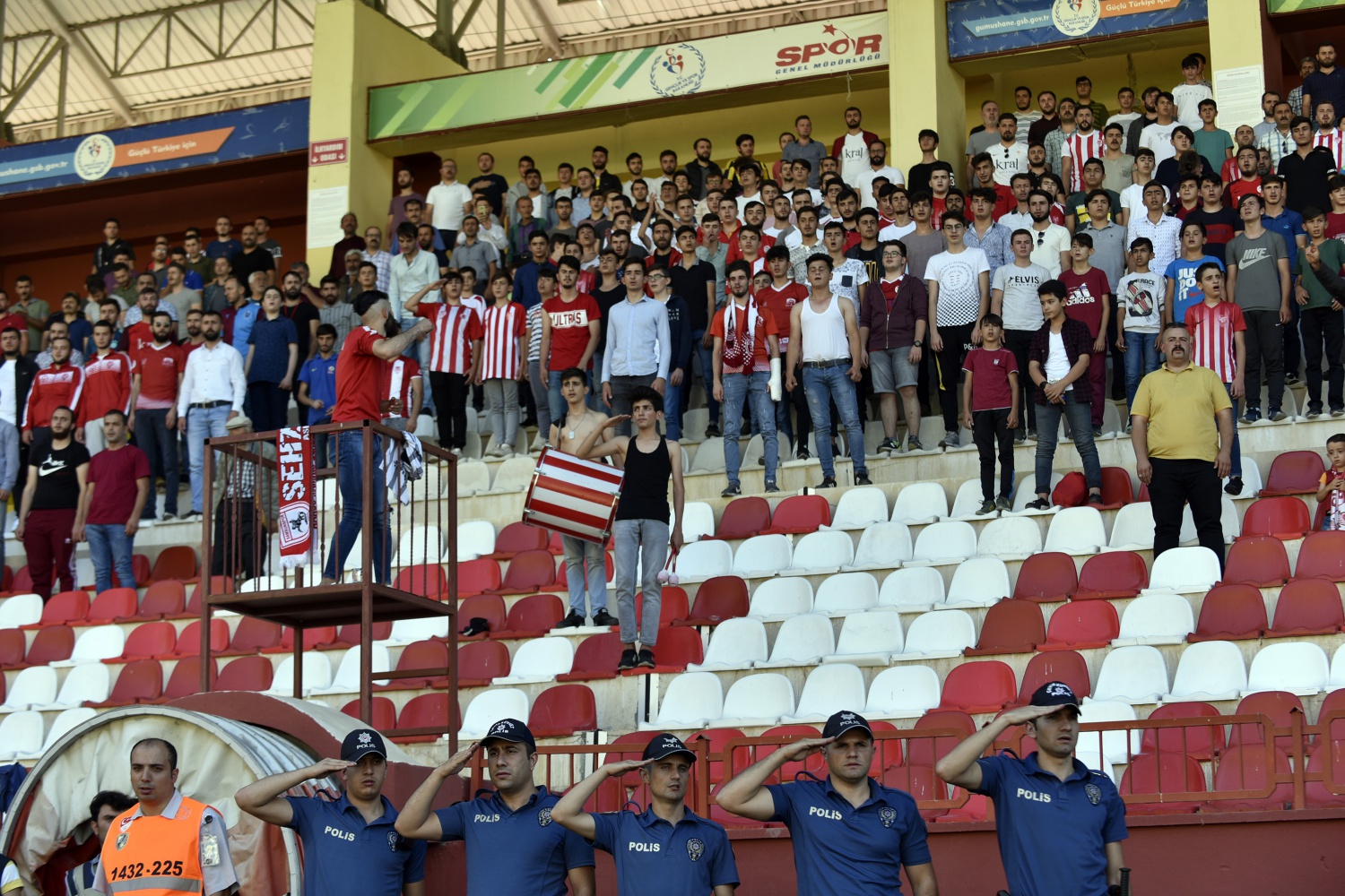 Gümüş kötü başladı: 0-2 4