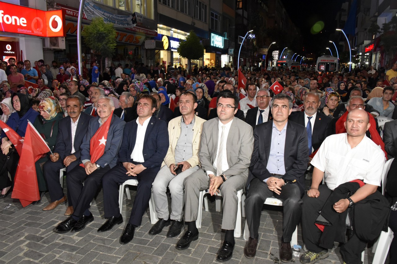 Gümüşhane'de Demokrasi Nöbeti 14.gününde 15