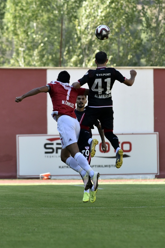 Gümüş kötü başladı: 0-2 62