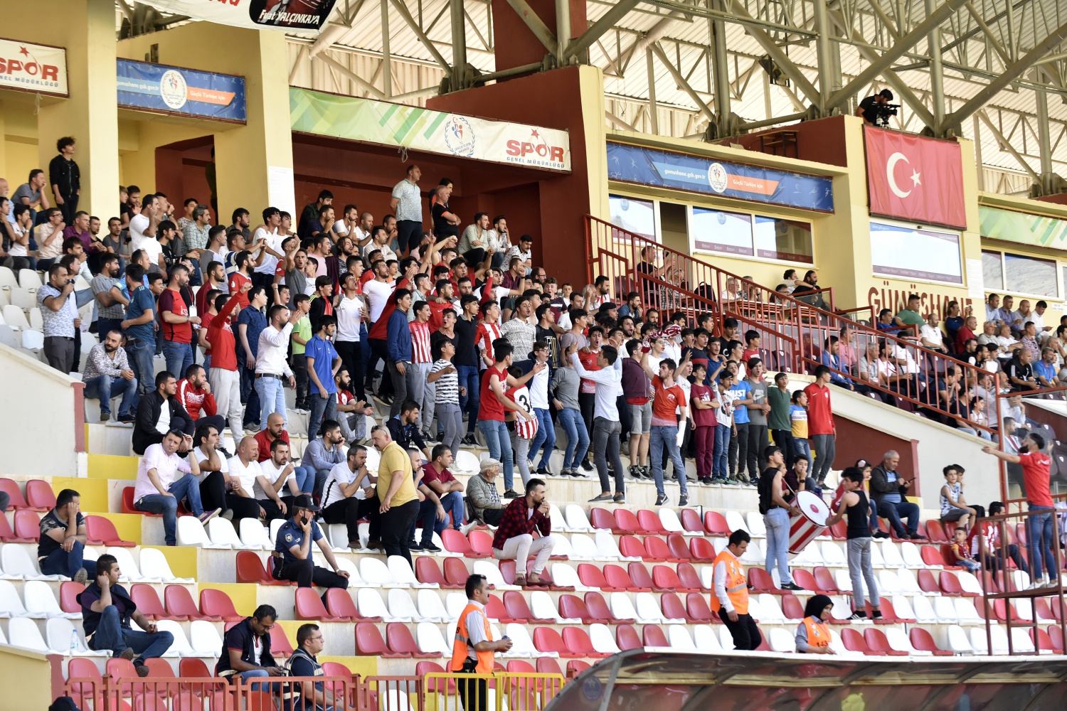 Gümüş kötü başladı: 0-2 42