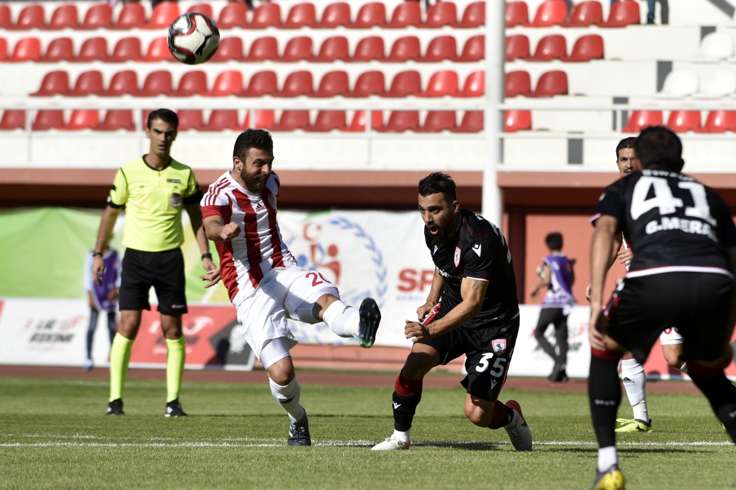 Gümüş kötü başladı: 0-2 23