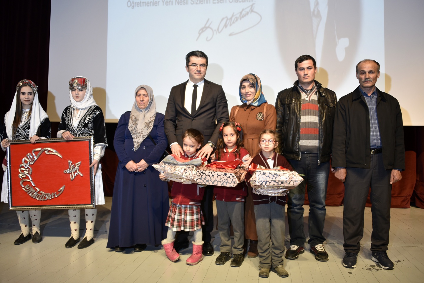 Gümüşhane’de 24 Kasım Öğretmenler Günü kutlandı 29