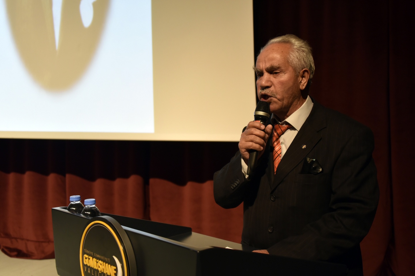 Gümüşhane’de 24 Kasım Öğretmenler Günü kutlandı 28