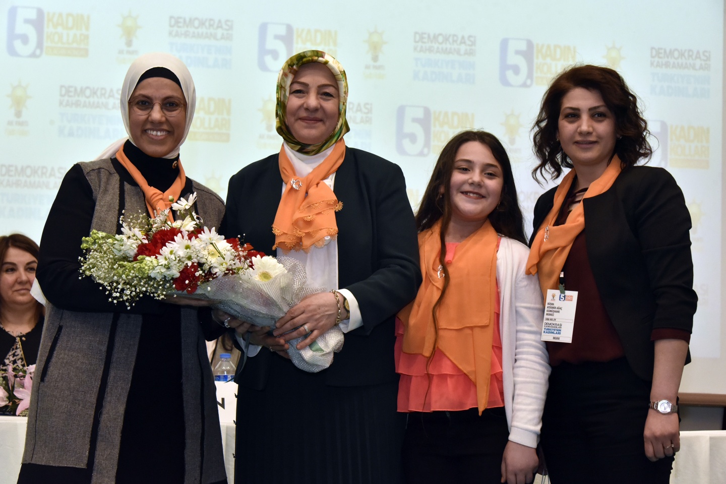 AK Parti Kadın Kollarında Münire Şeyhoğlu dönemi 36