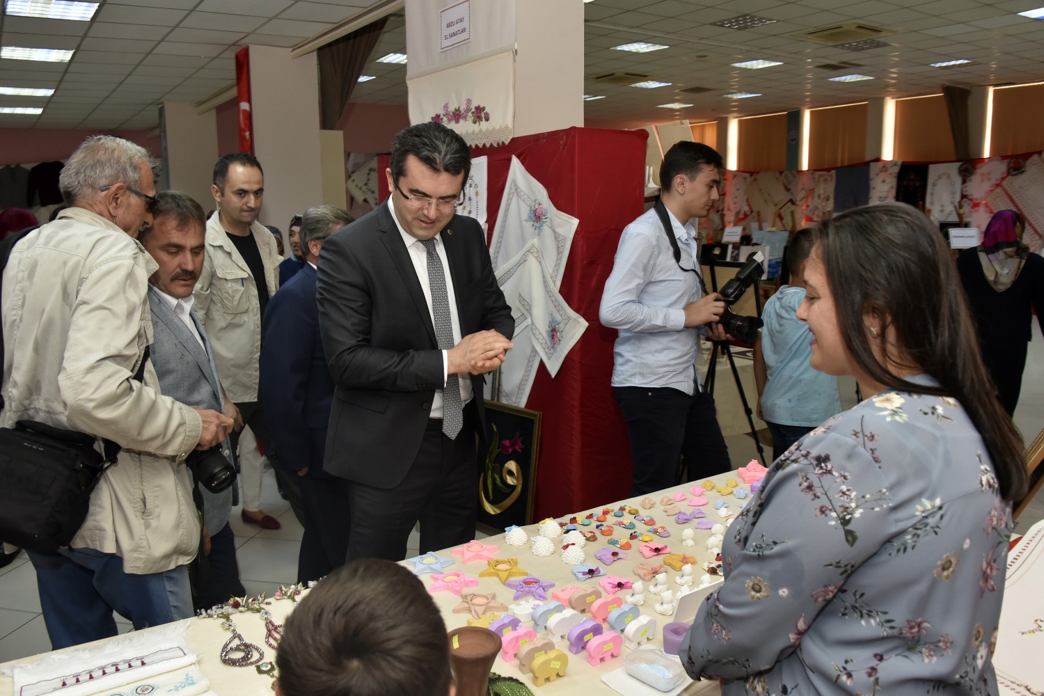 Gümüşhane Halk Eğitimi Merkezinden yılsonu sergisi 2