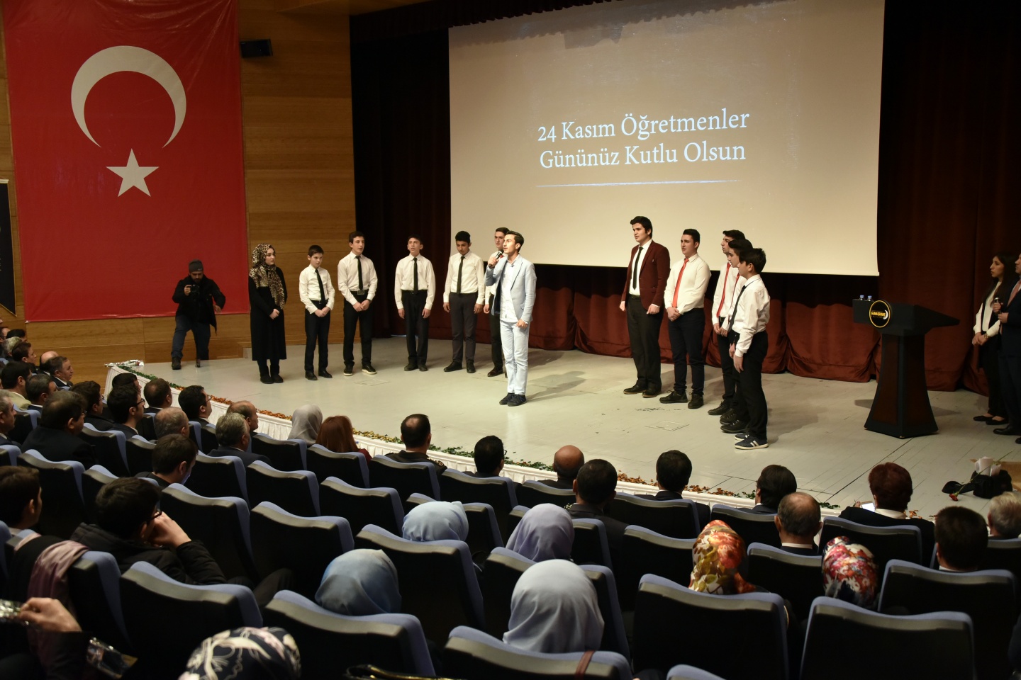 Gümüşhane’de 24 Kasım Öğretmenler Günü kutlandı 30