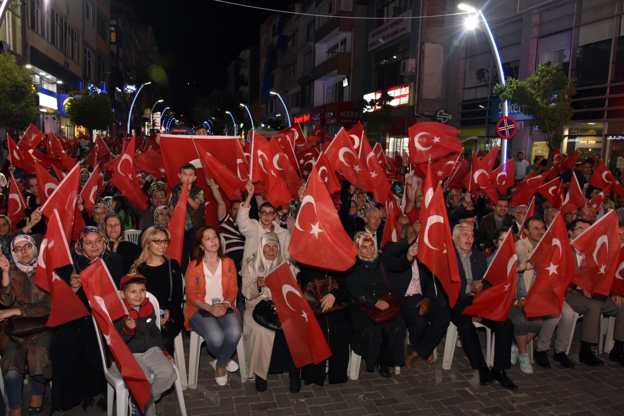 Gümüşhane'de Demokrasi Nöbeti 14.gününde 22