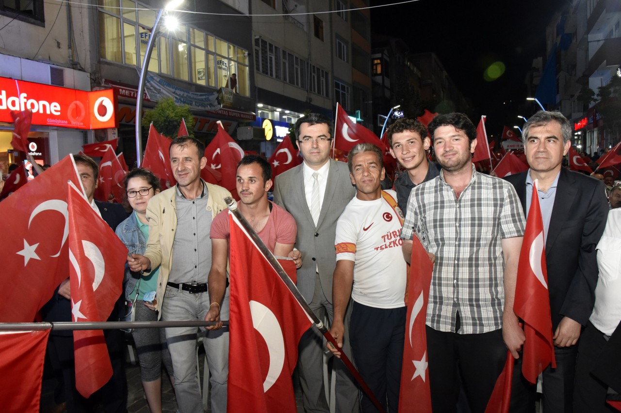 Gümüşhane'de Demokrasi Nöbeti 14.gününde 23
