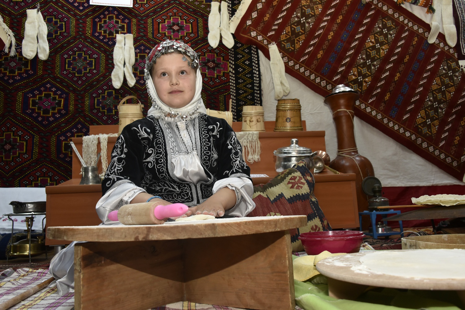 Gümüşhane Halk Eğitimi Merkezinden yılsonu sergisi 12