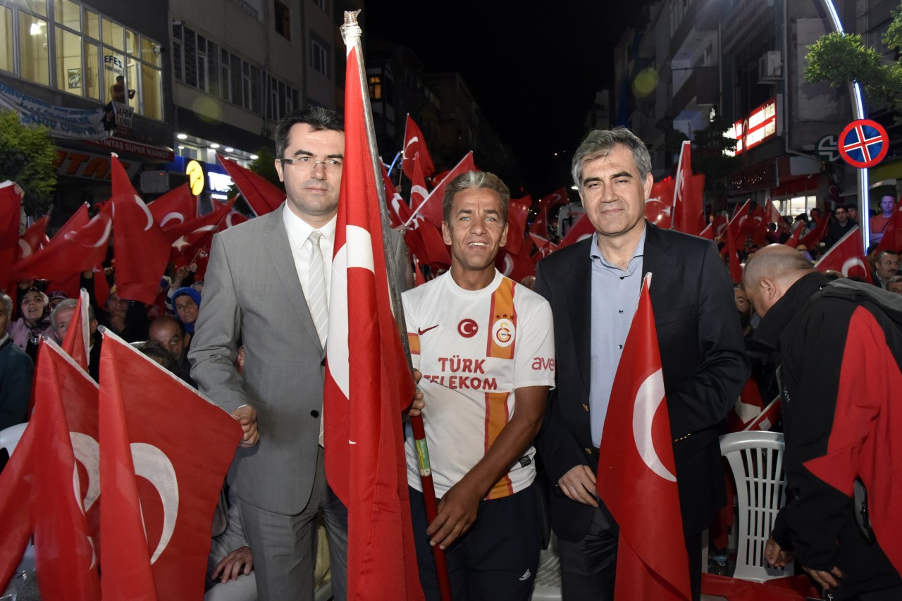 Gümüşhane'de Demokrasi Nöbeti 14.gününde 24