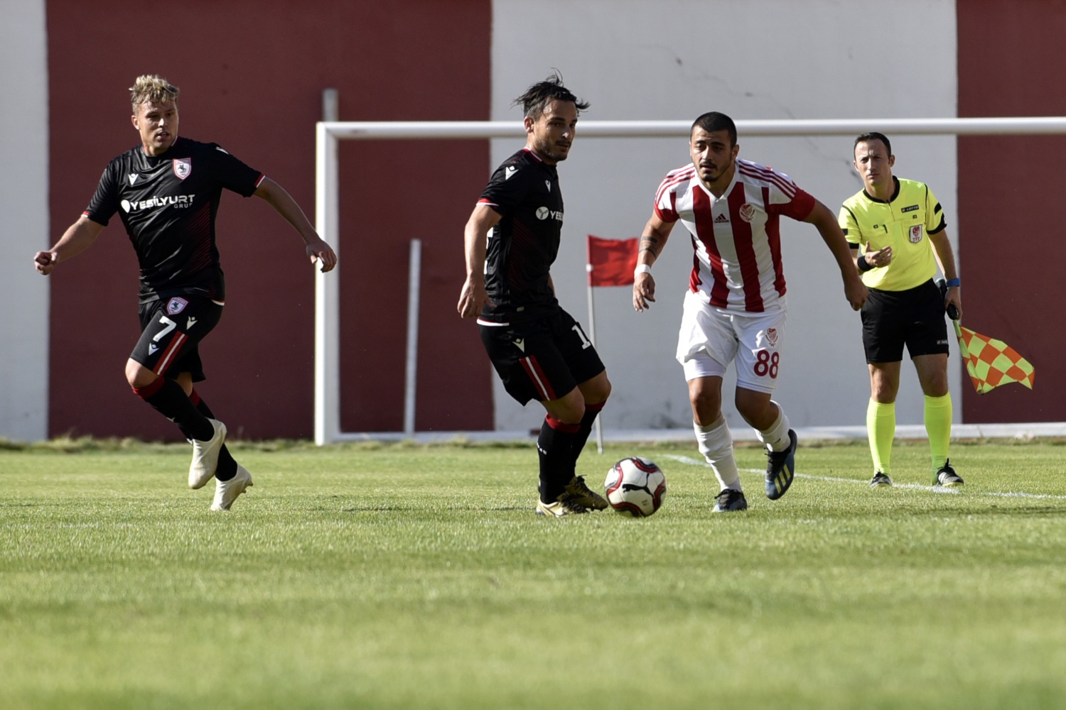 Gümüş kötü başladı: 0-2 11