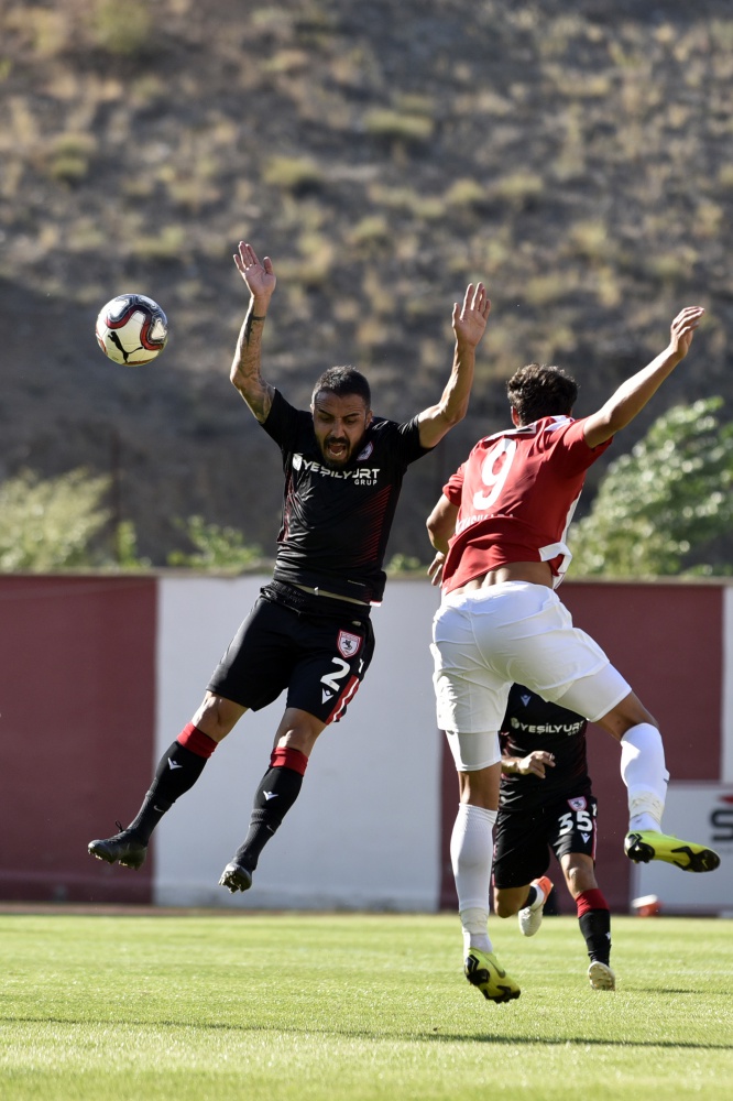 Gümüş kötü başladı: 0-2 64