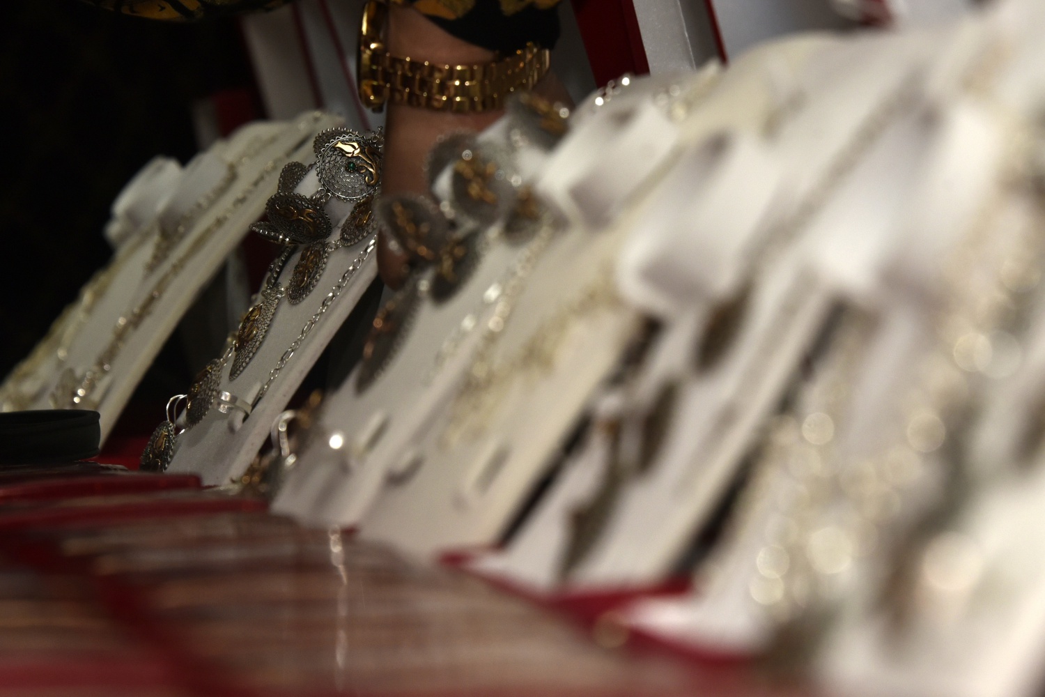 Gümüşhane Halk Eğitimi Merkezinden yılsonu sergisi 27