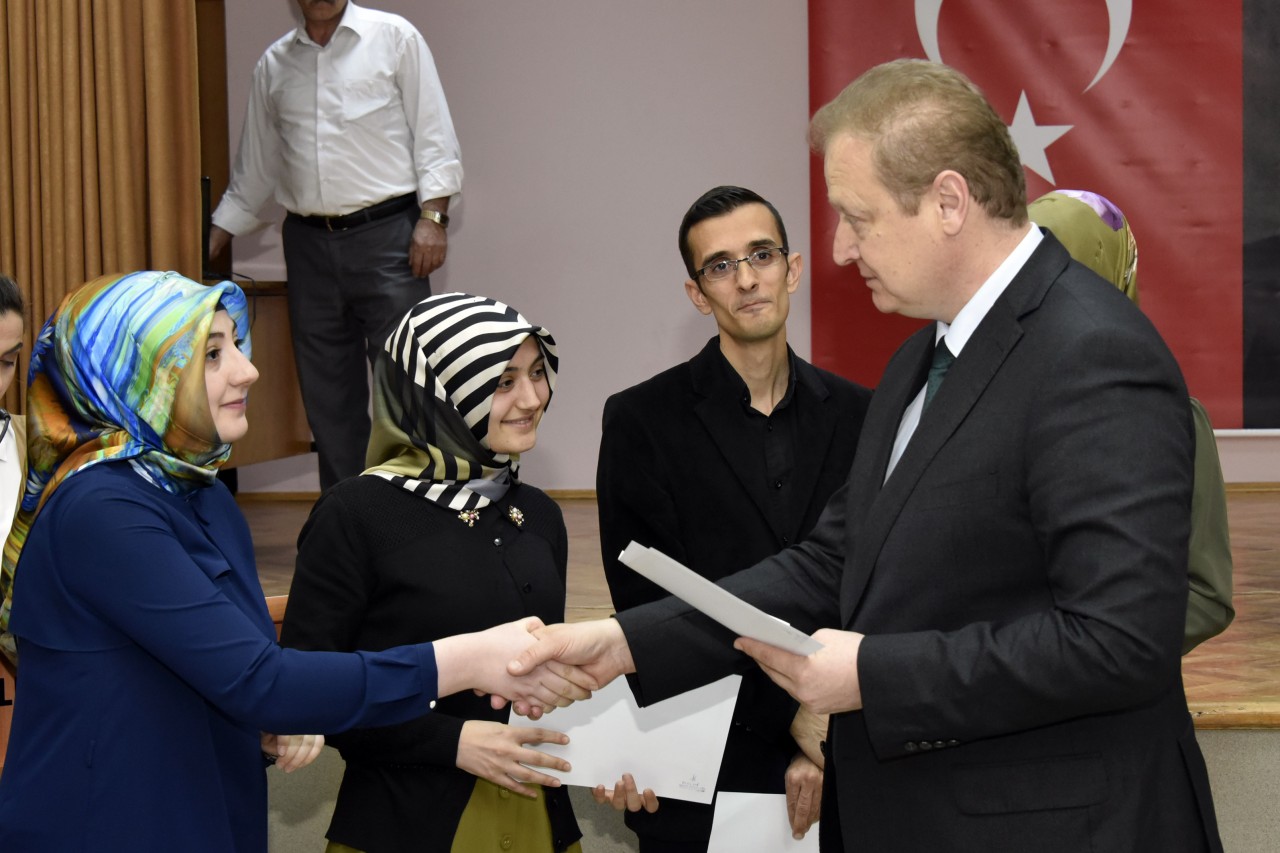 Gümüşhane’de İşaret Dili Kursu Sertifika Töreni Yapıldı 7