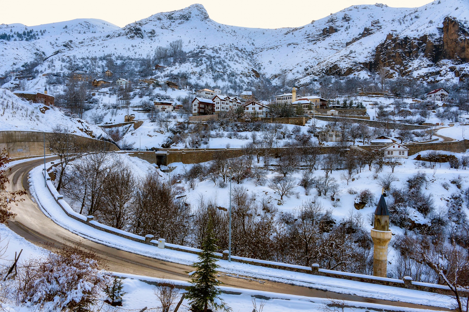 Tarihi kentte kış güzelliği 15