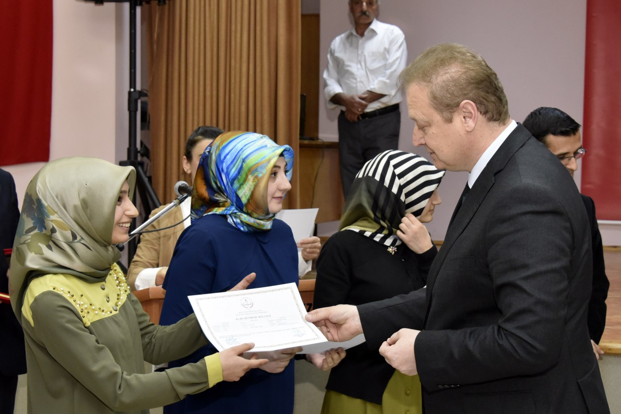Gümüşhane’de İşaret Dili Kursu Sertifika Töreni Yapıldı 8