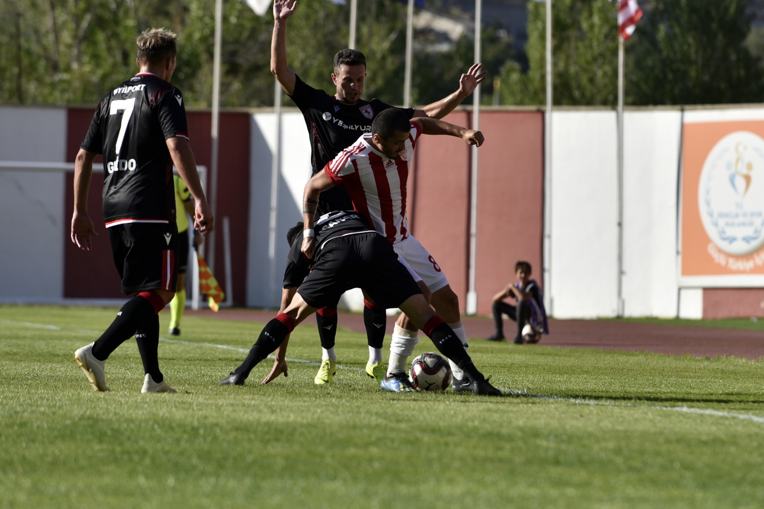 Gümüş kötü başladı: 0-2 38