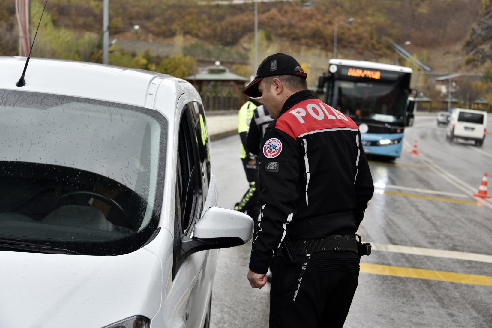 Gümüşhane Emniyetinin asayiş uygulamaları devam ediyor 21