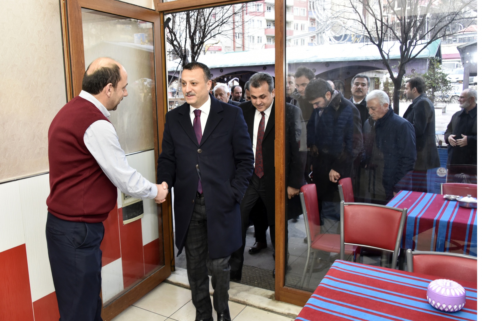 Karaer mahallesi sakinleri okul istedi 2