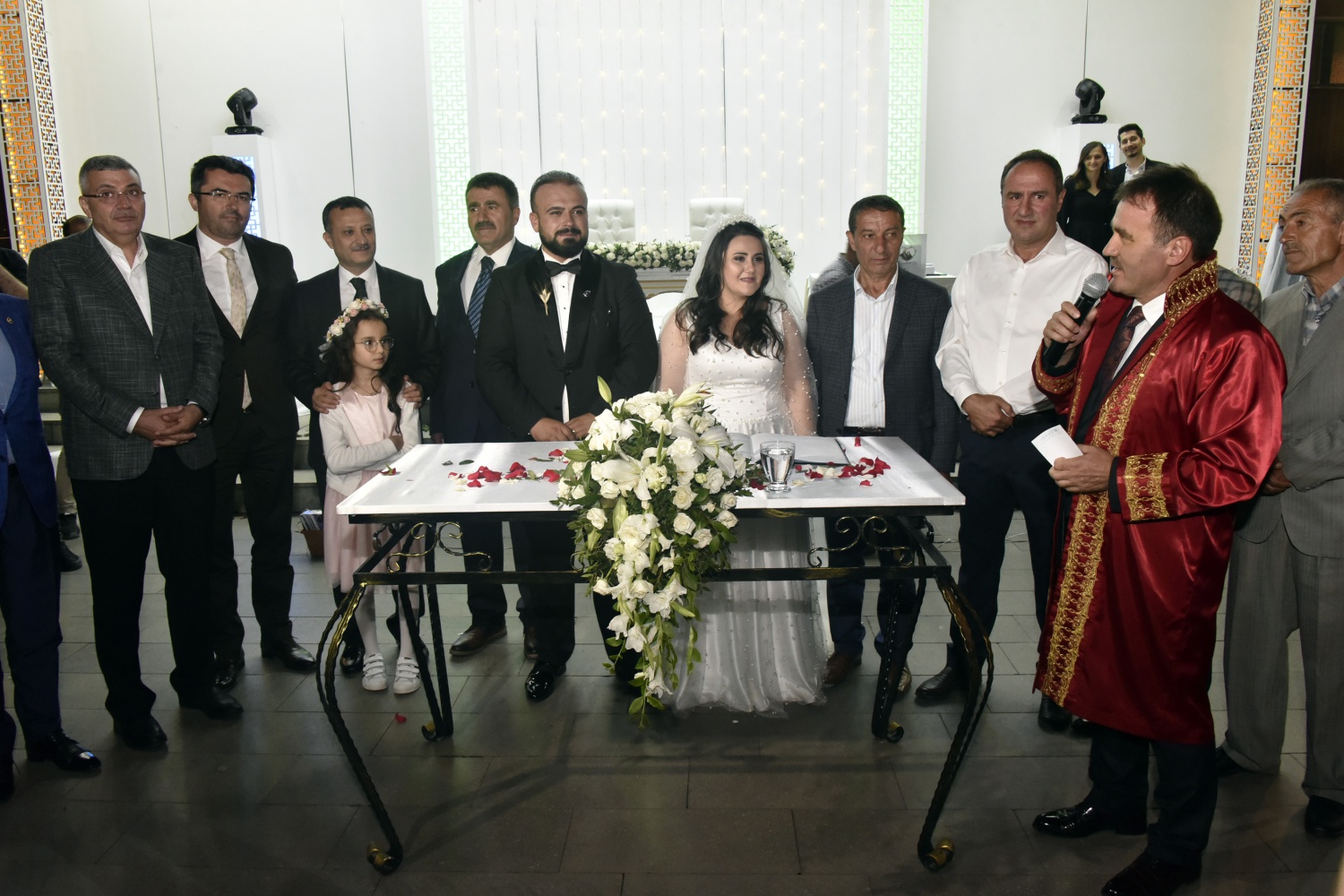 Başkan Çimen kızının nikahını kıydı 15