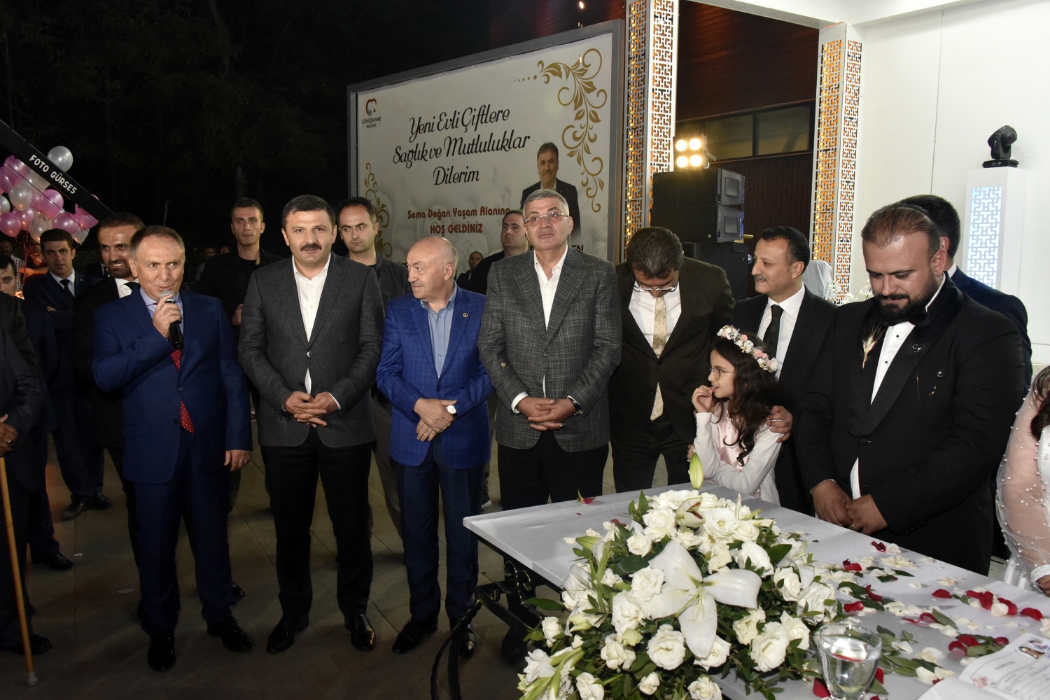 Başkan Çimen kızının nikahını kıydı 19