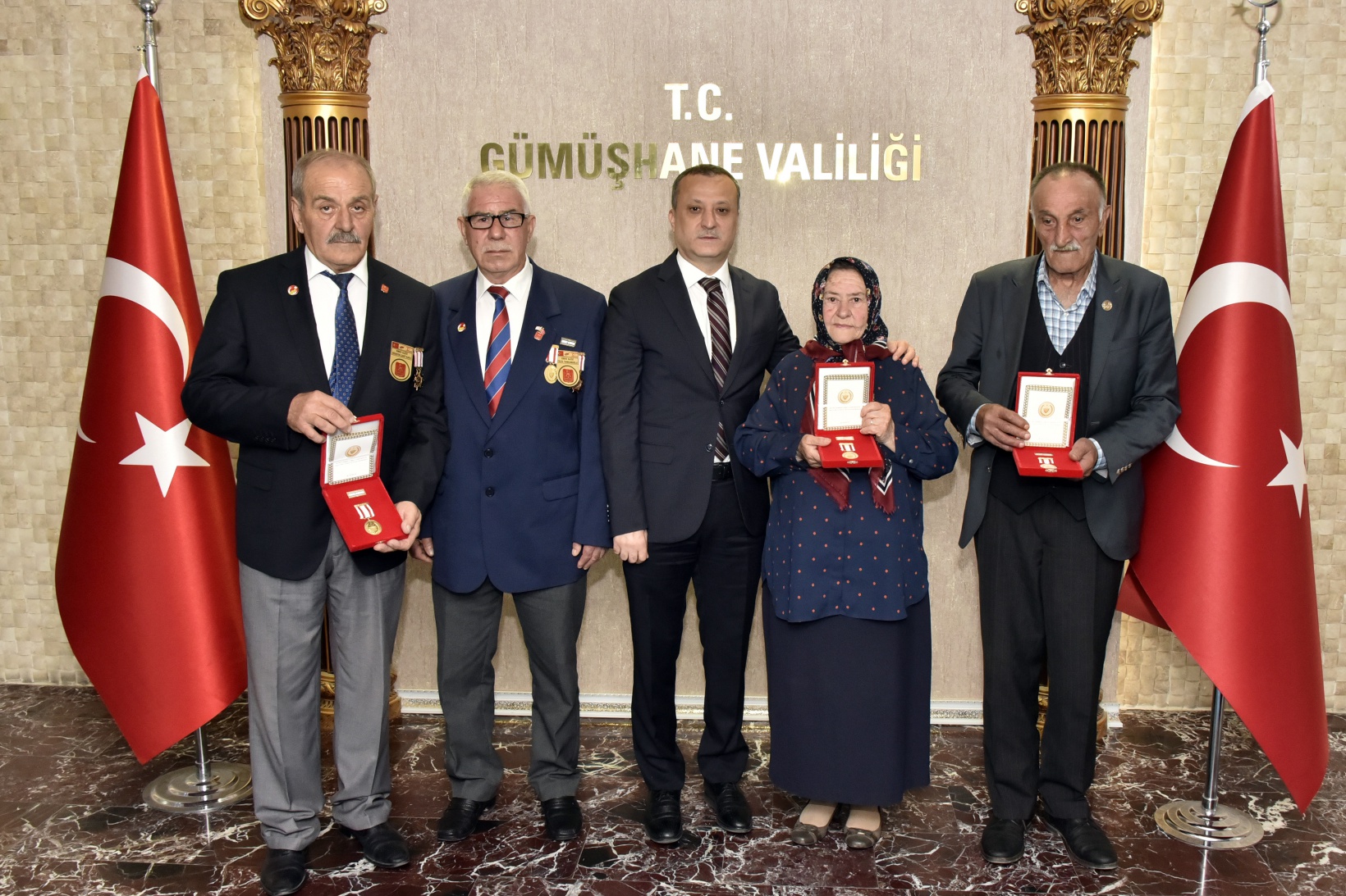 Gümüşhane’de Kıbrıs Gazileri madalyalarını aldı 14