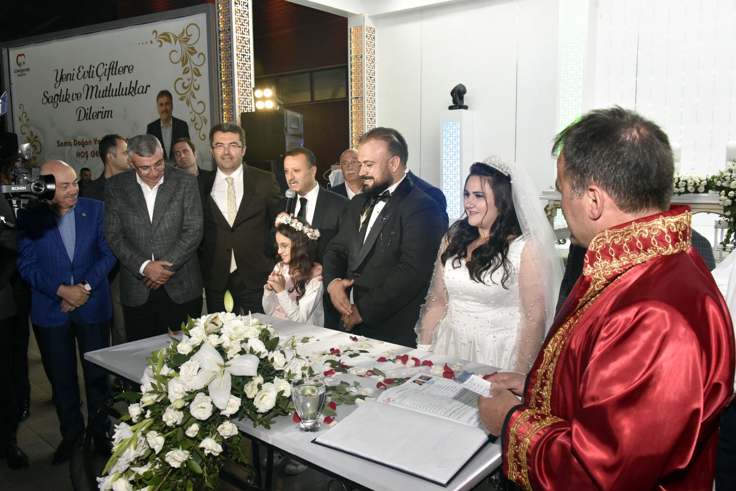 Başkan Çimen kızının nikahını kıydı 29