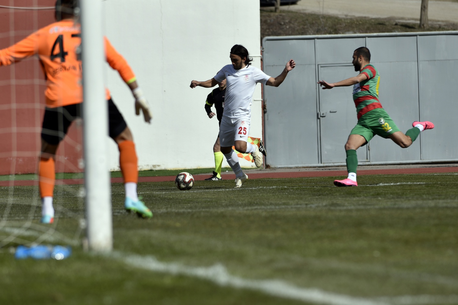 Gümüş 1 puana razı oldu: 0-0 32