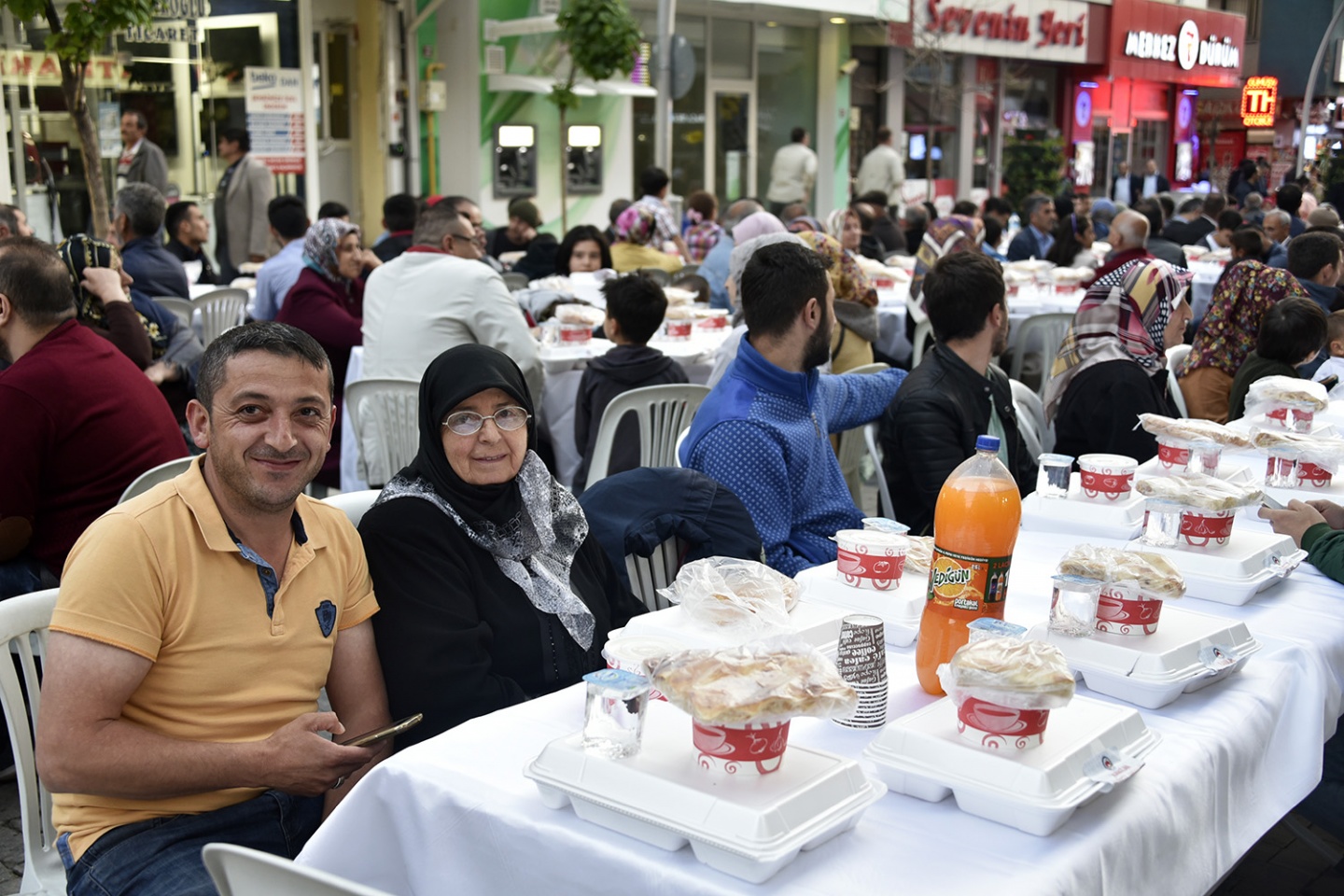 Gümüşhane’de sokak iftarı 21