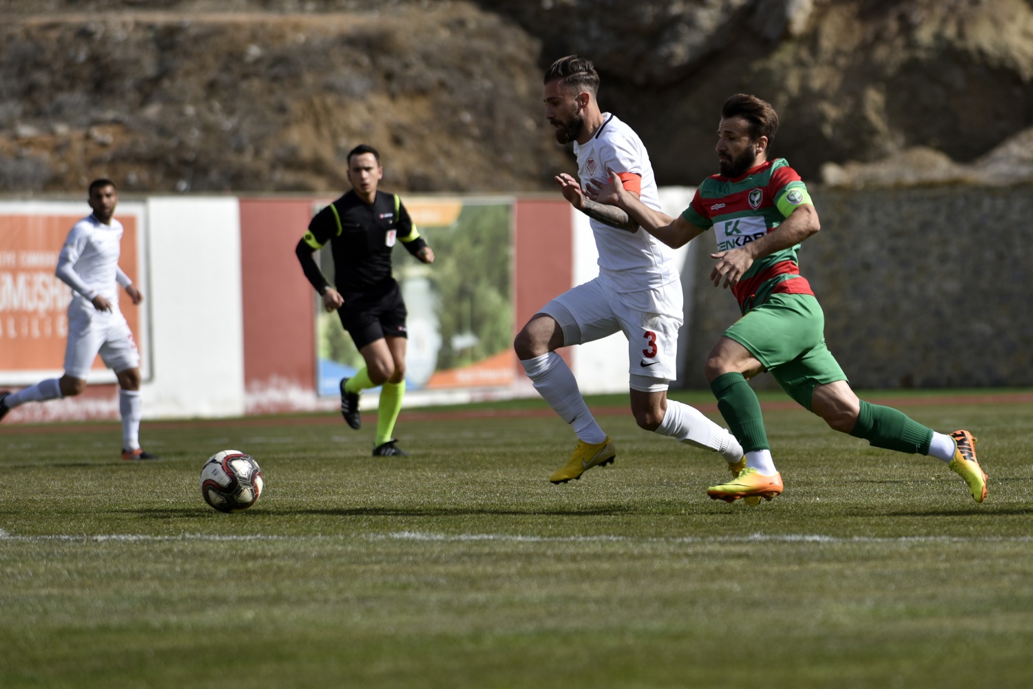 Gümüş 1 puana razı oldu: 0-0 33