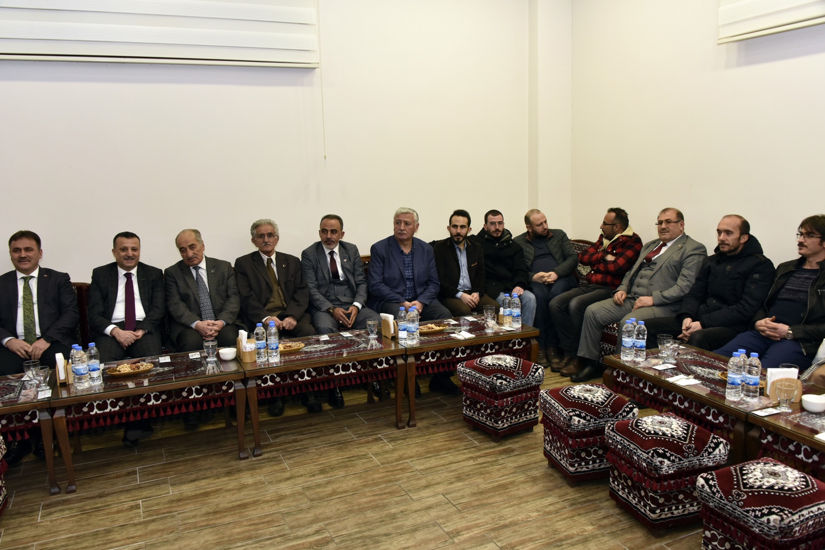 Gümüşhane’de mülki amirler ve gazeteciler buluştu 14