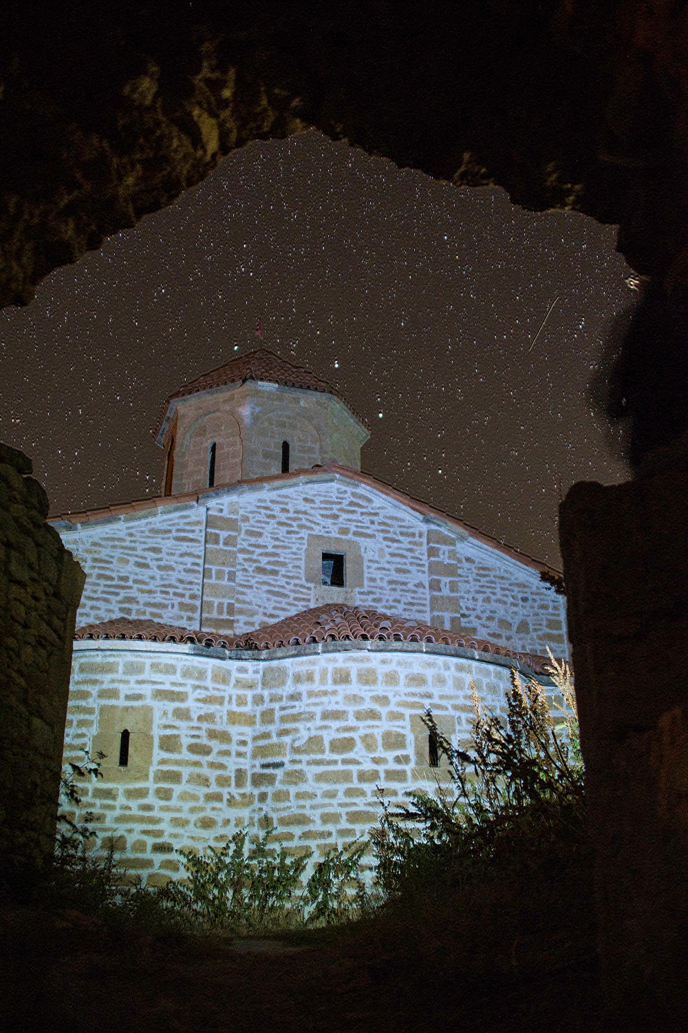 Perseid meteor yağmurunu 670 yıllık tarihi yapıda izlediler 4