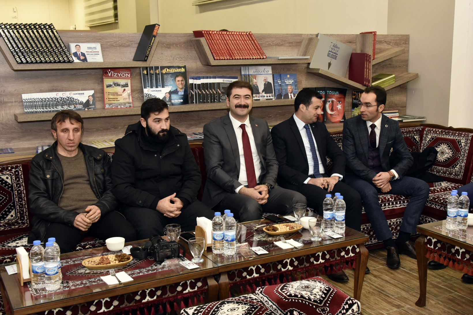 Gümüşhane’de mülki amirler ve gazeteciler buluştu 18