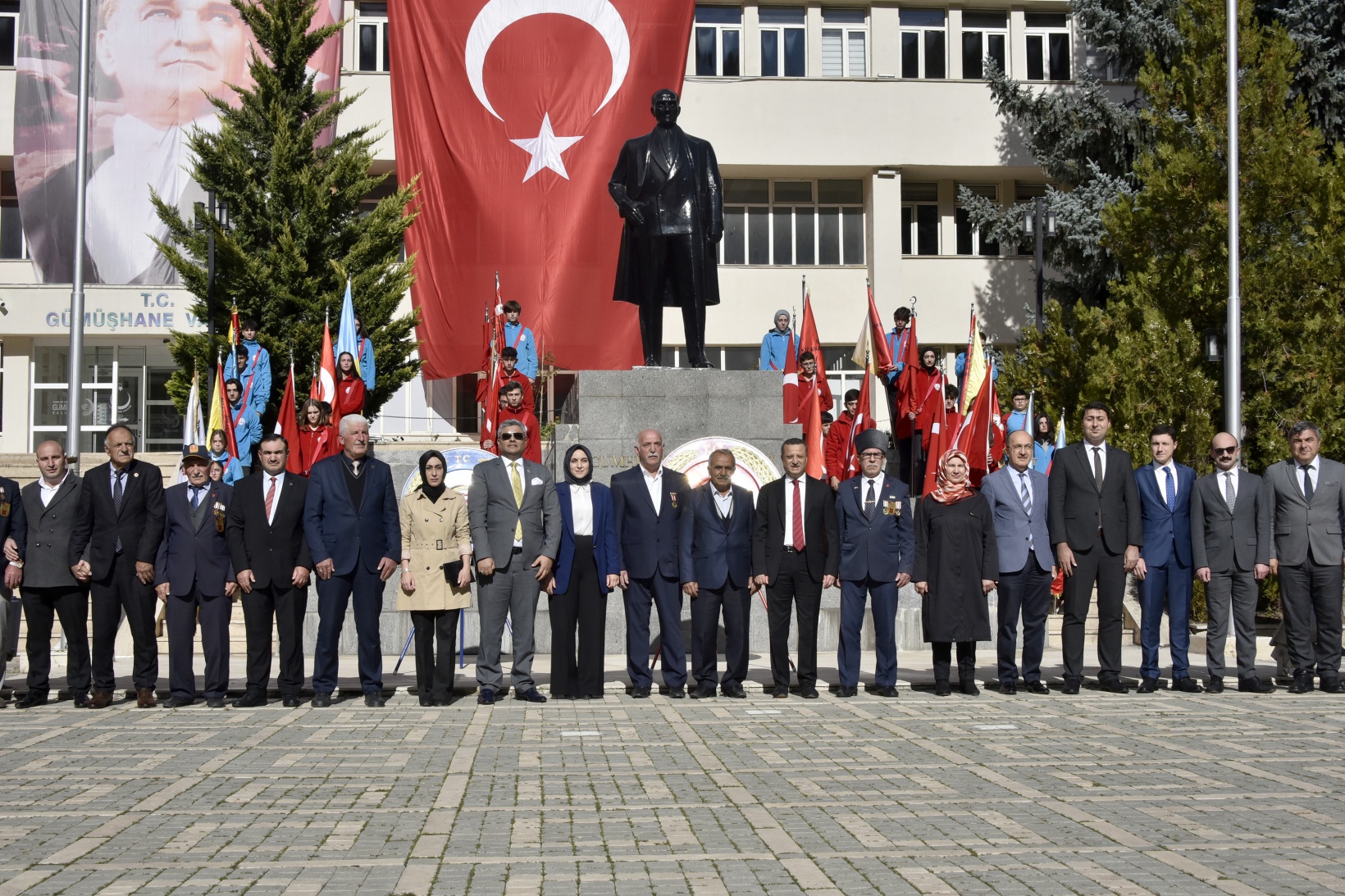 Cumhuriyet Bayramı kutlamaları başladı 23