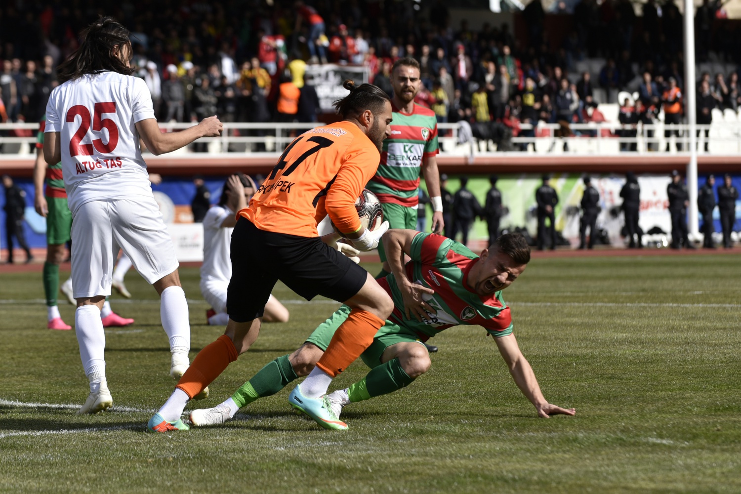 Gümüş 1 puana razı oldu: 0-0 44