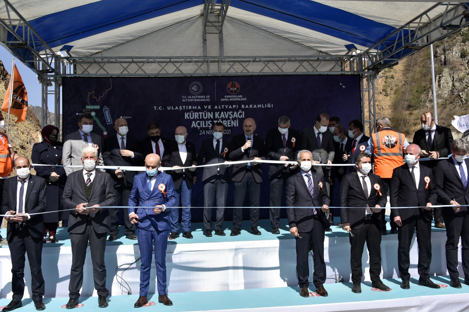 Kürtün Ayrım Kavşağı ve Tüneli törenle hizmete girdi   35