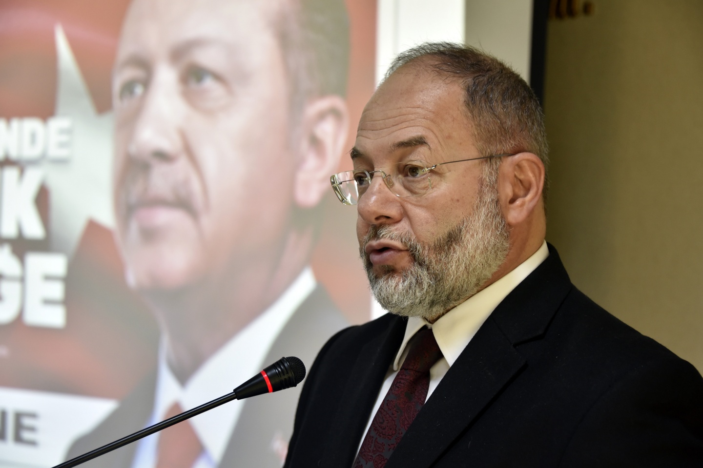 İlk dersi Başbakan Yardımcısı Akdağ verdi 20