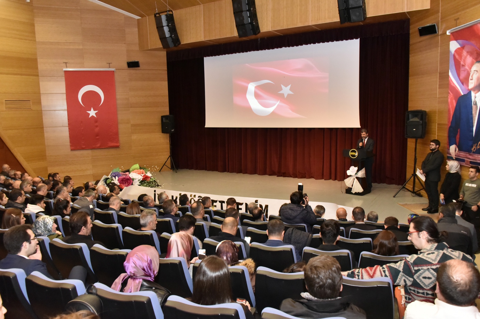 Gümüşhane’de Öğretmenler Günü kutlandı 19