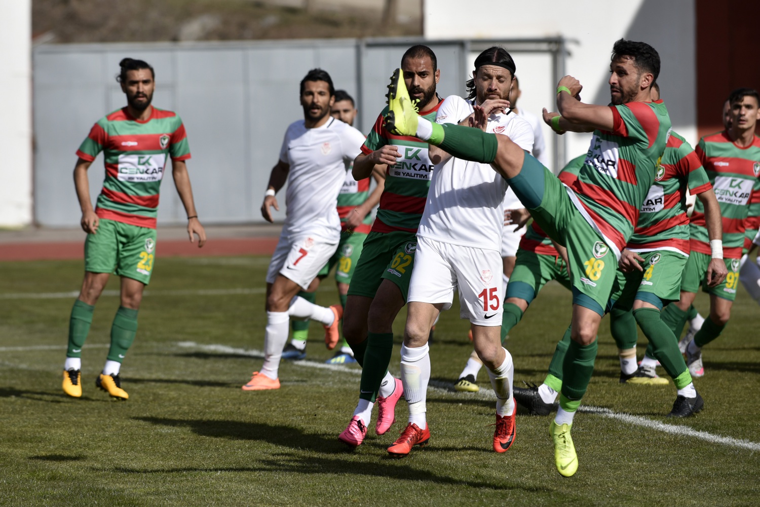 Gümüş 1 puana razı oldu: 0-0 57