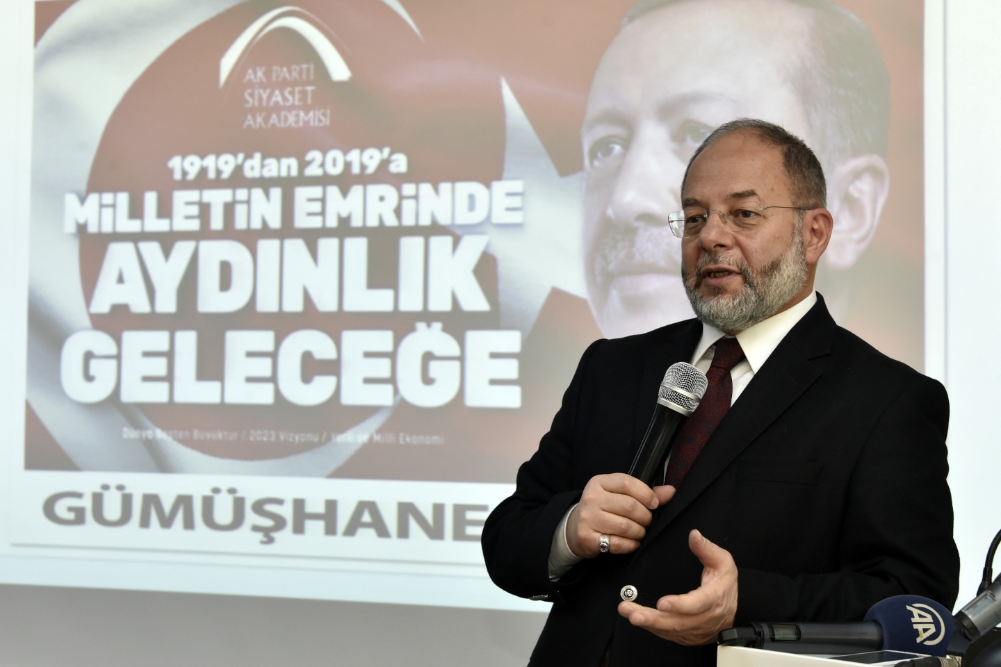 İlk dersi Başbakan Yardımcısı Akdağ verdi 39