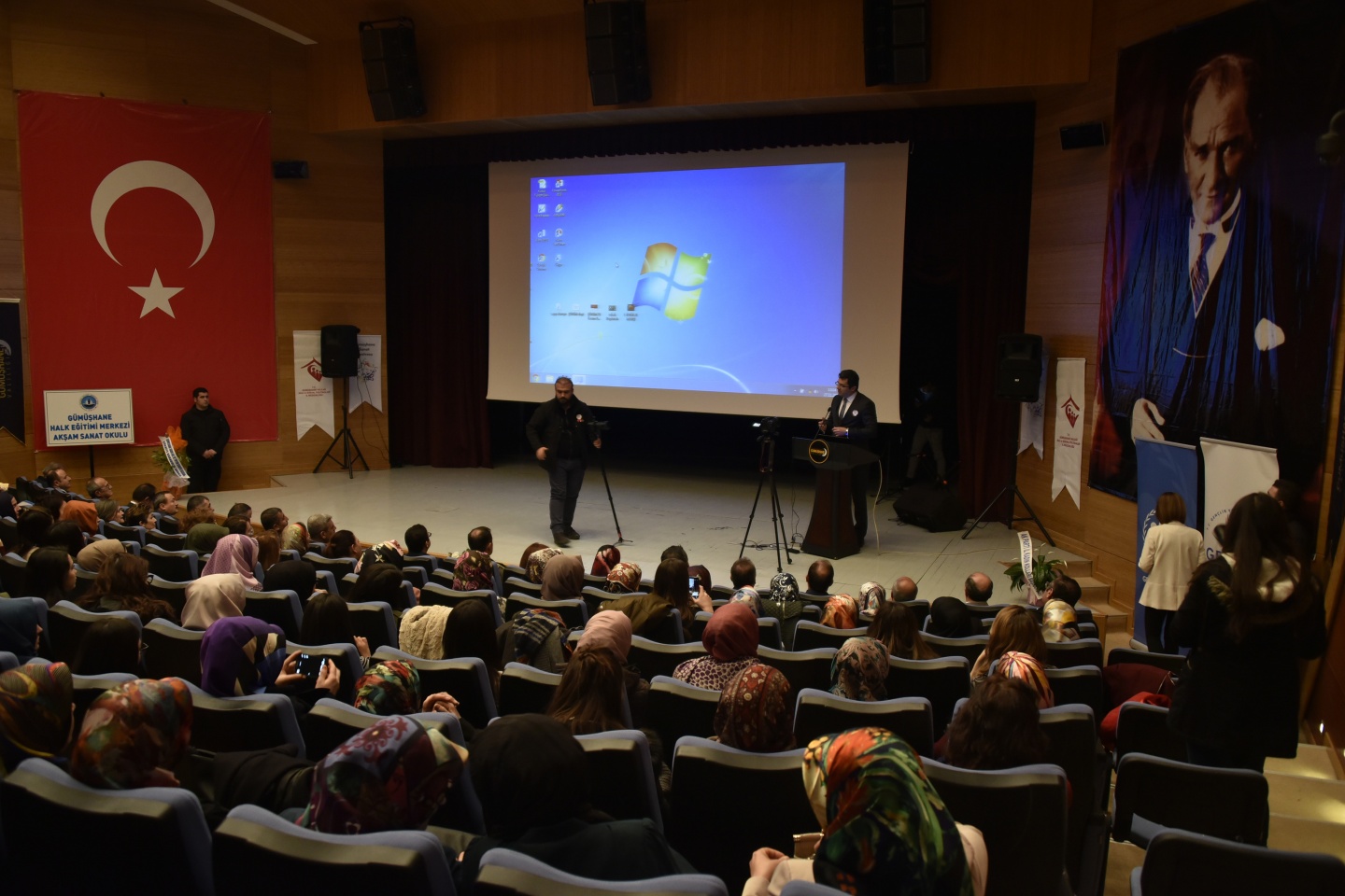 Gümüşhane’de Kadına Yönelik Şiddete Karşı Mücadele Günü programı 8