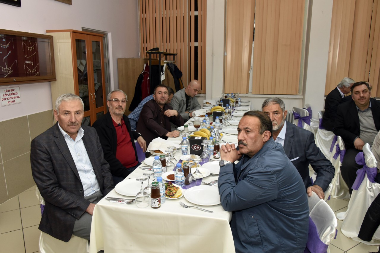 Gümüşhane’de ekonominin yıldızları plaketlerini aldı 20